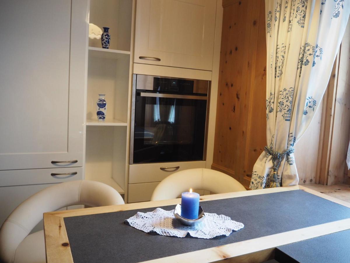 A Traumhafte Zirbenwohnung Пруц Екстериор снимка